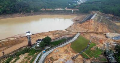 水库大坝的安全防线：从人工巡堤到"空天地"一体化监测——六蓝水库漫顶险情与雨燕应急的启示